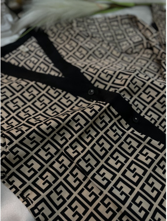 Элегантная бежевая шелковая пижама (XL)